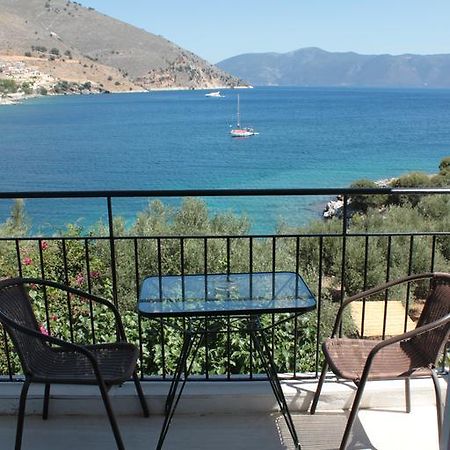Ballas Apartments Agia Efimia Екстер'єр фото