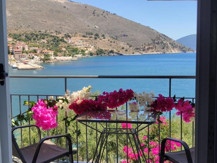 Ballas Apartments Agia Efimia Екстер'єр фото