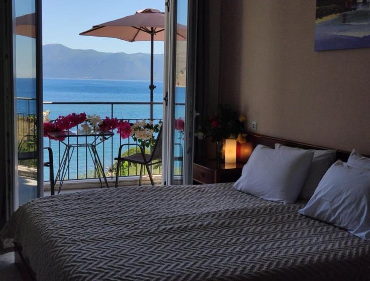 Ballas Apartments Agia Efimia Екстер'єр фото