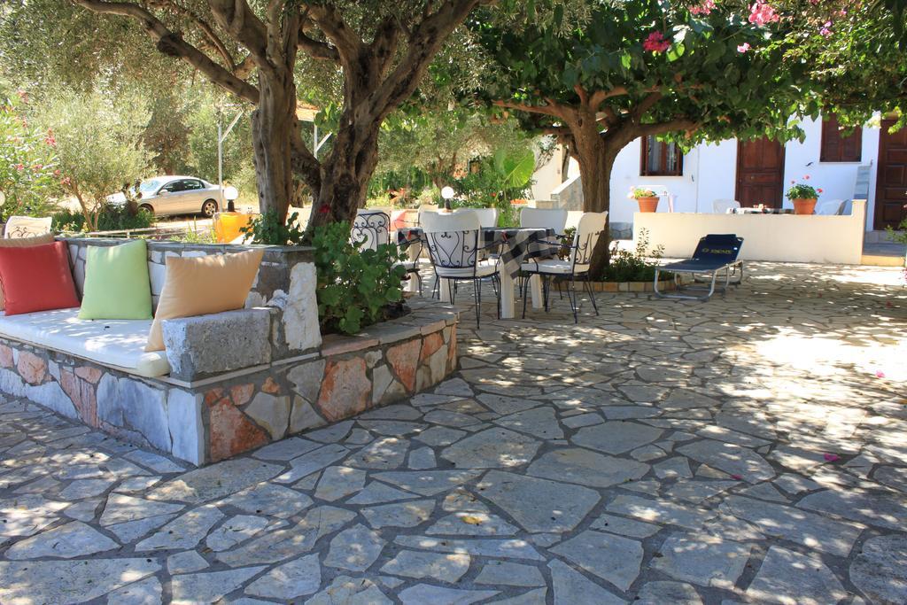Ballas Apartments Agia Efimia Екстер'єр фото