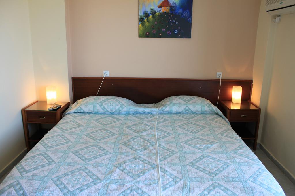 Ballas Apartments Agia Efimia Номер фото