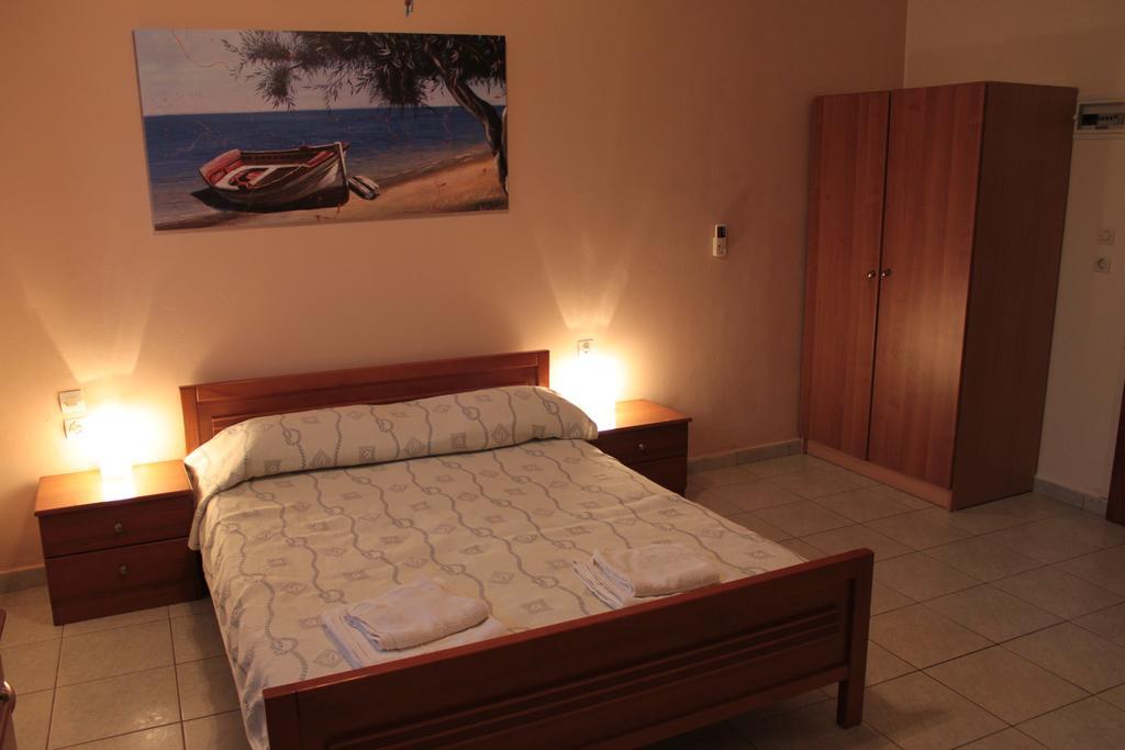 Ballas Apartments Agia Efimia Номер фото