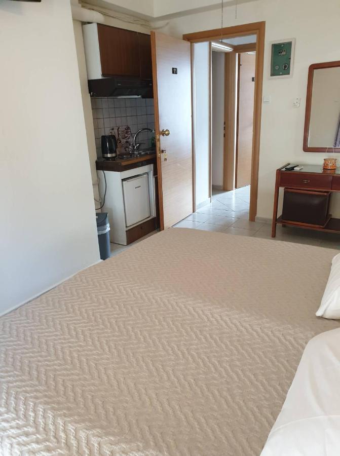 Ballas Apartments Agia Efimia Екстер'єр фото