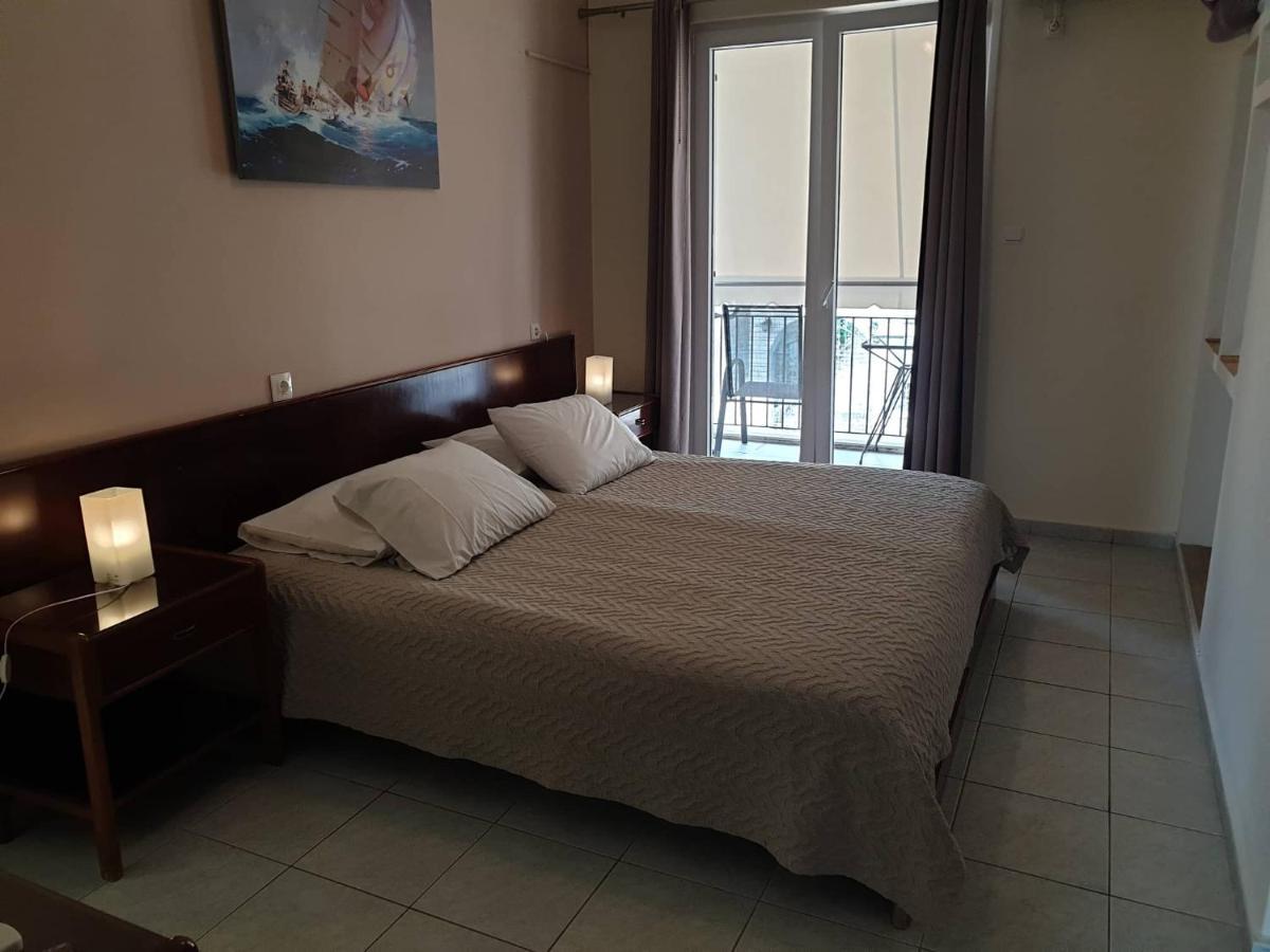 Ballas Apartments Agia Efimia Екстер'єр фото