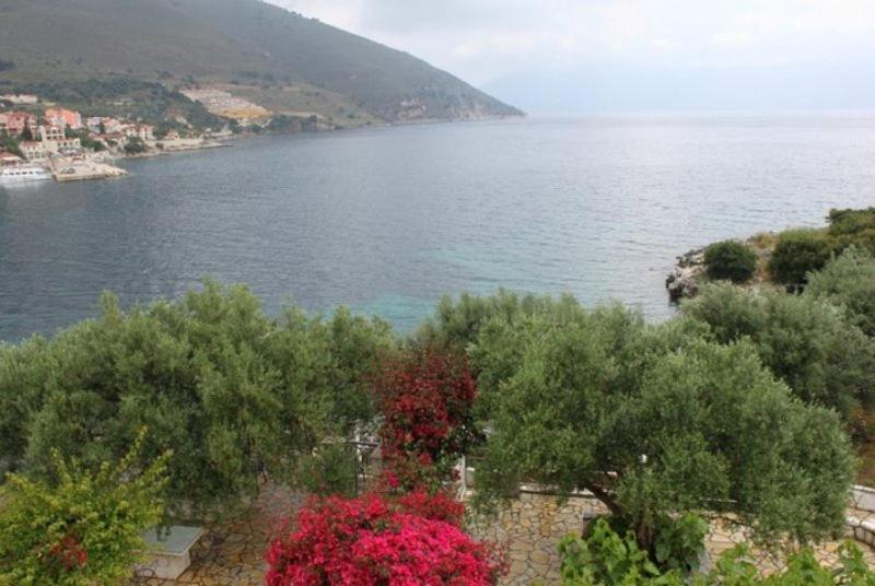 Ballas Apartments Agia Efimia Екстер'єр фото