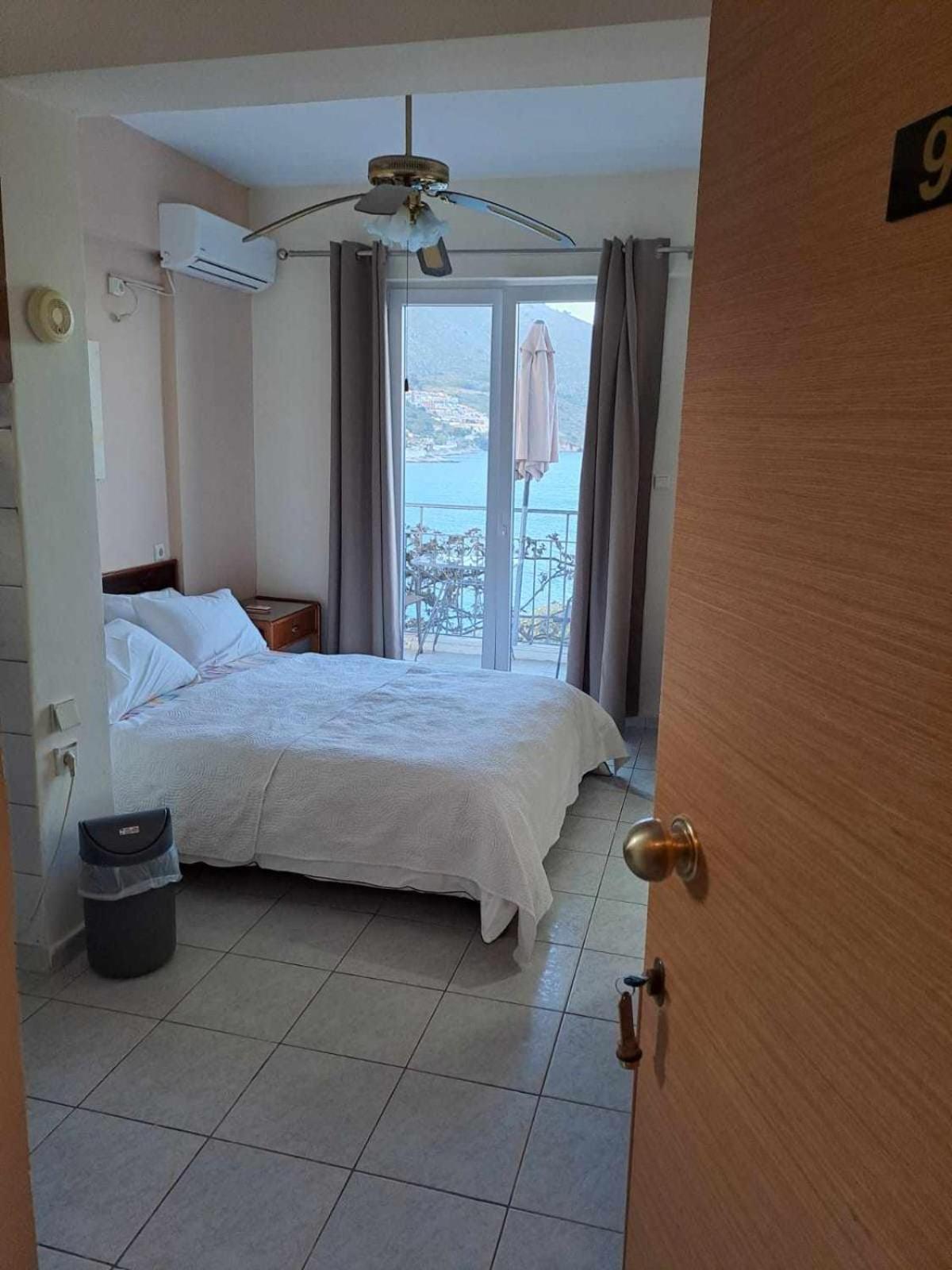 Ballas Apartments Agia Efimia Екстер'єр фото