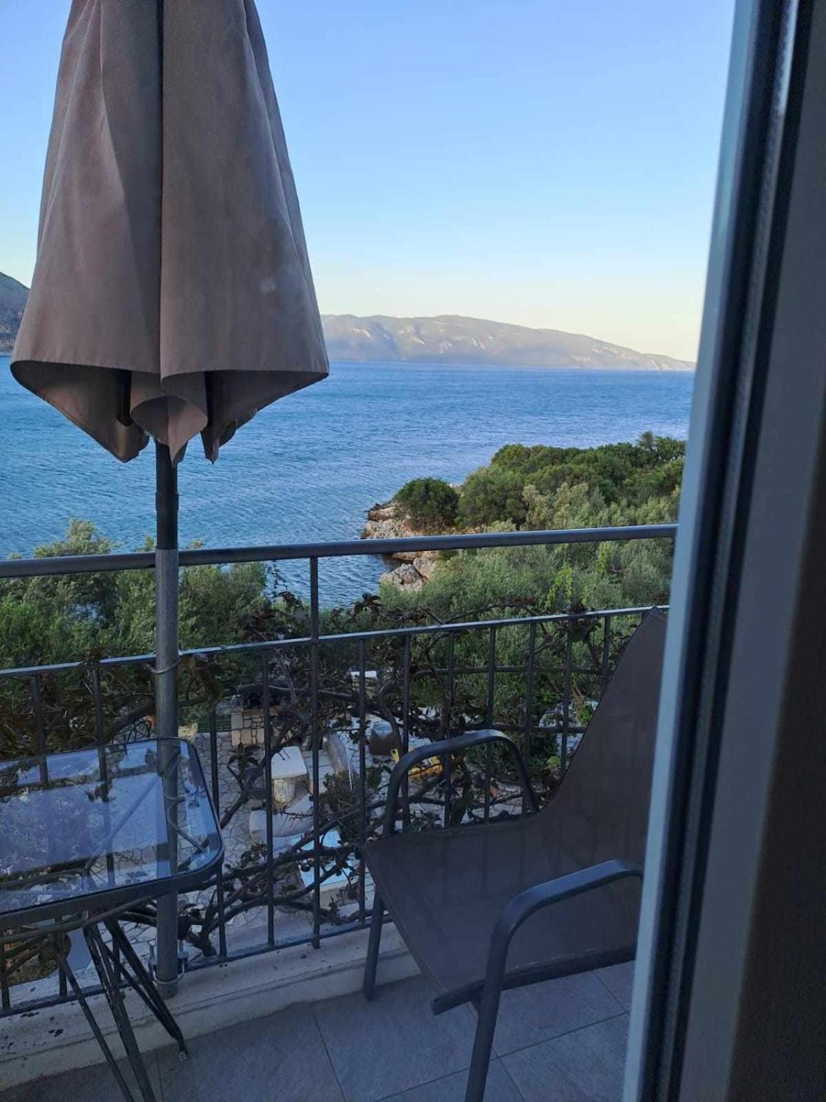 Ballas Apartments Agia Efimia Екстер'єр фото