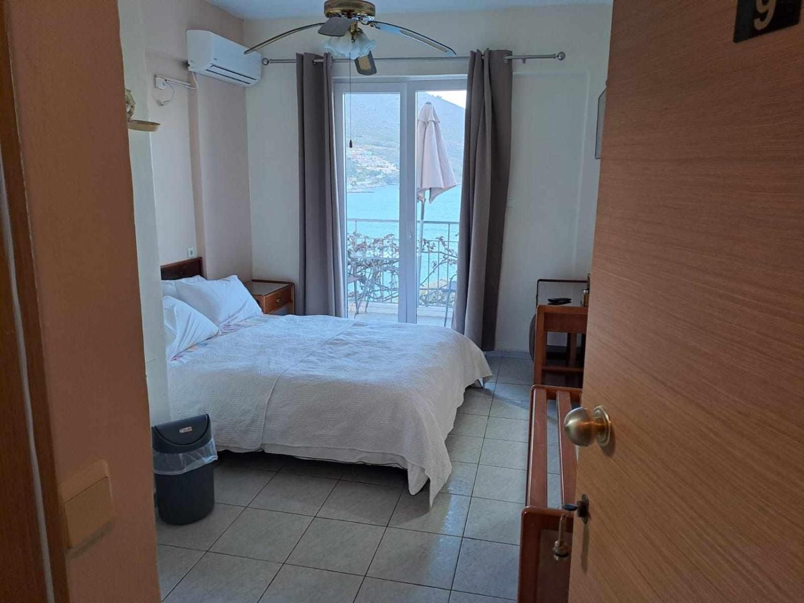 Ballas Apartments Agia Efimia Екстер'єр фото