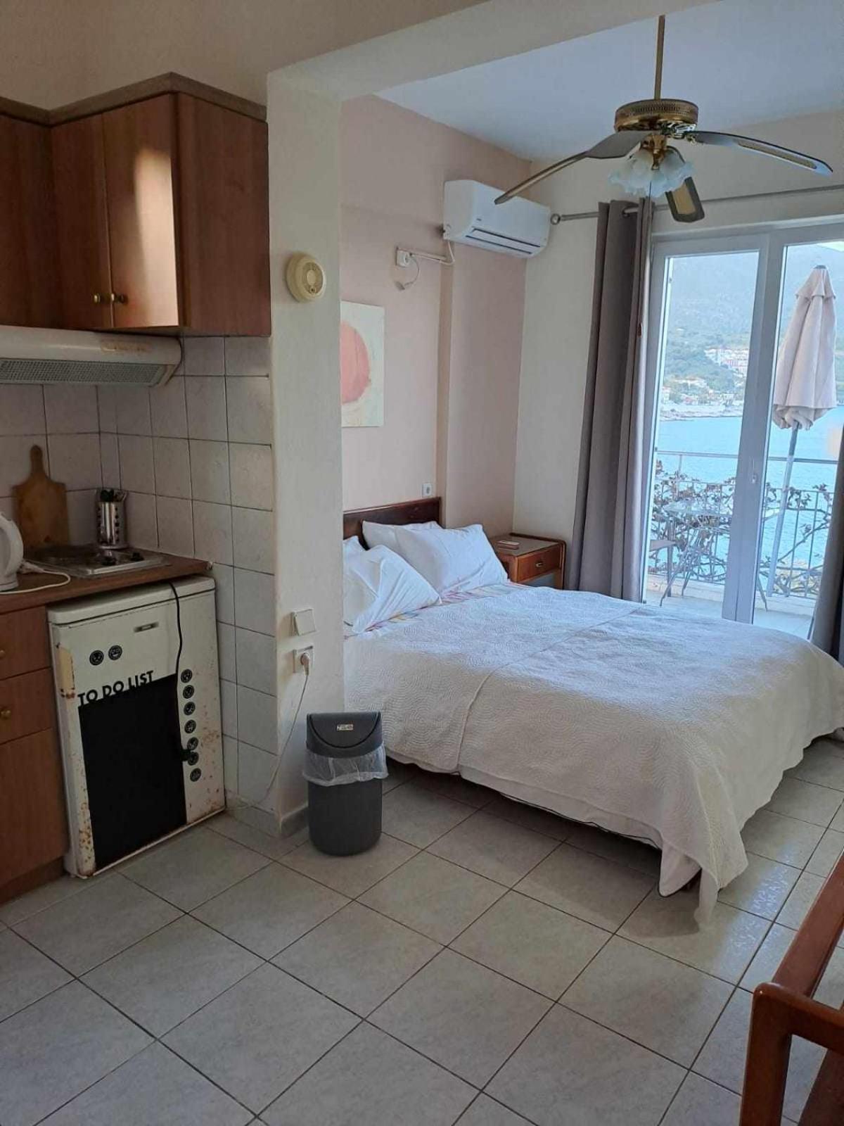 Ballas Apartments Agia Efimia Екстер'єр фото